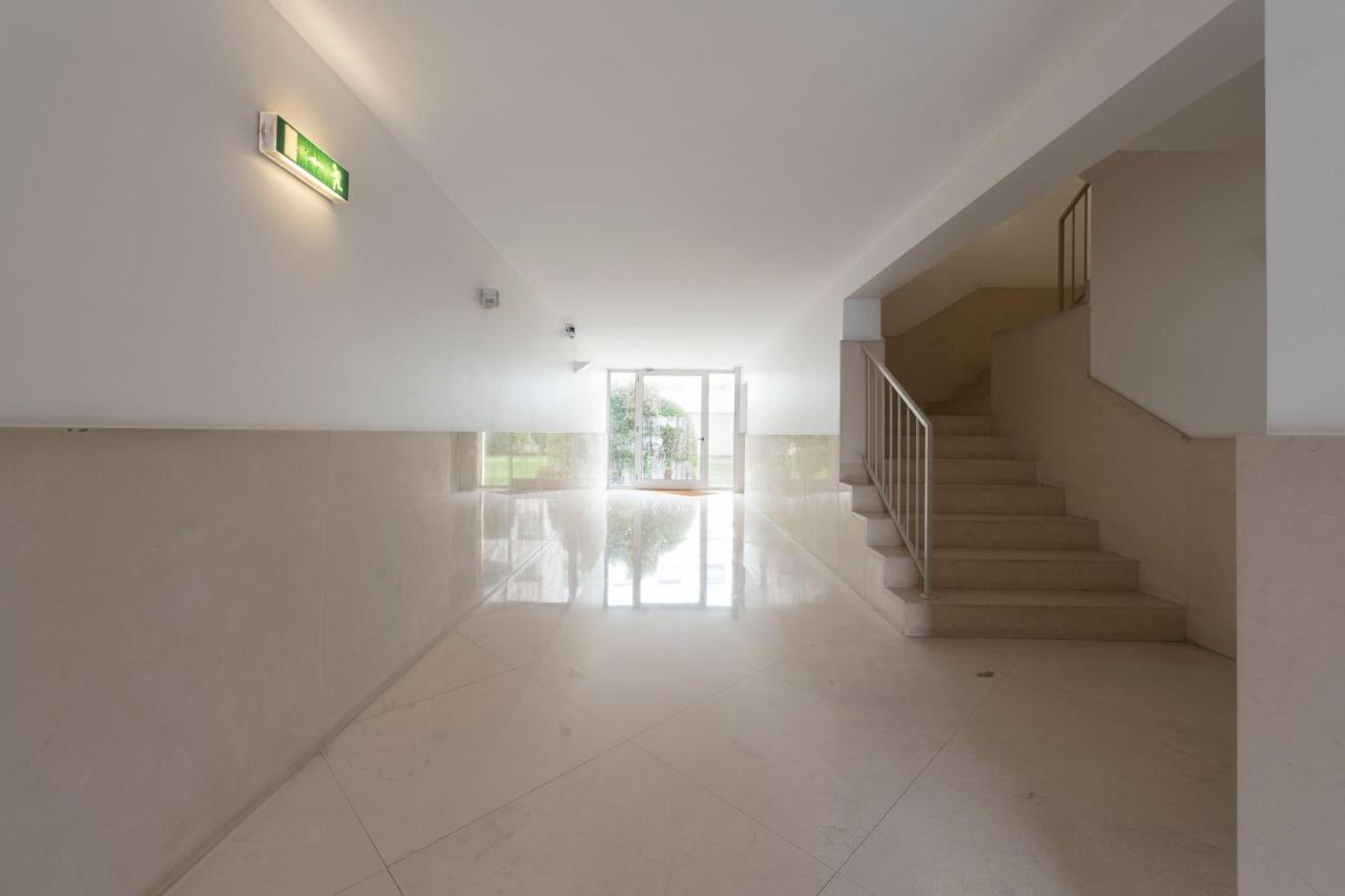 Lovelystay - Oporto Beach Apartment With 2 Free Parking Spots Matosinhos  Exterior photo